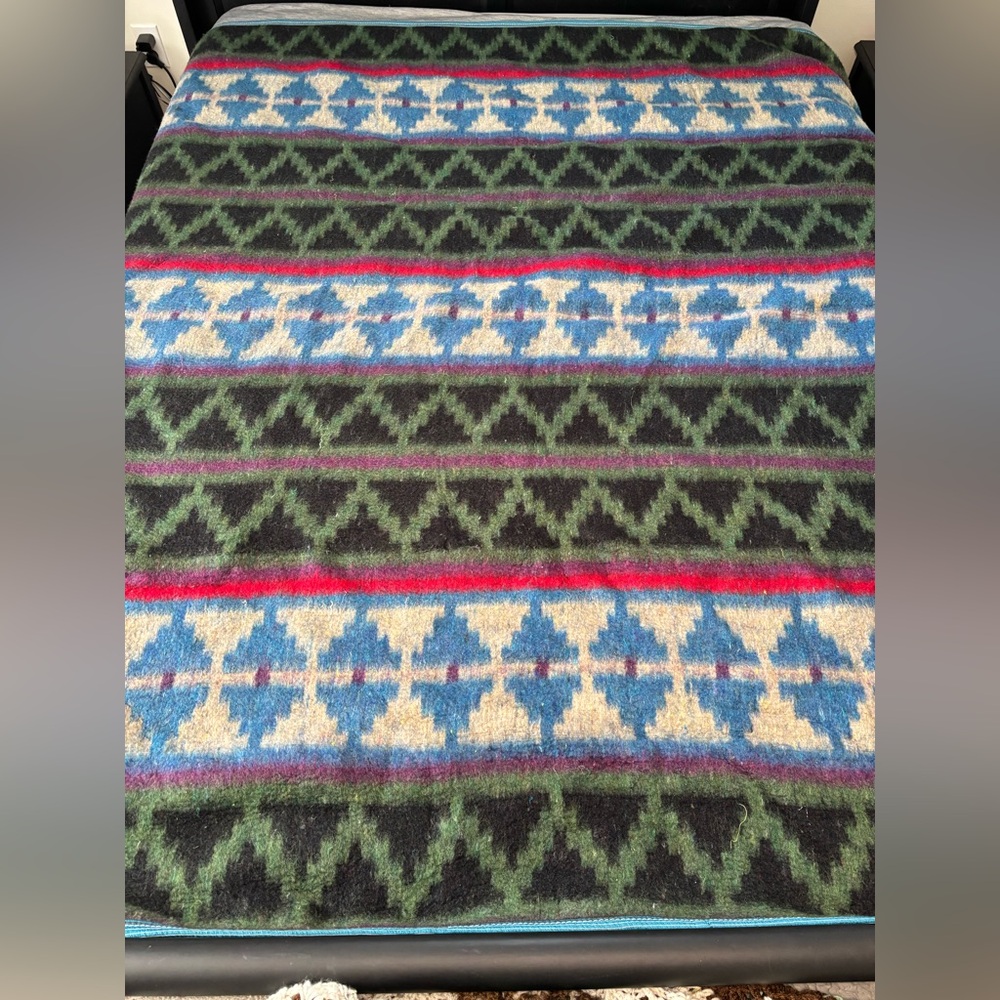 Vtg Southwestern Blue/Green Chevron Stripe Throw Blanket Mexico Frank’s Textiles